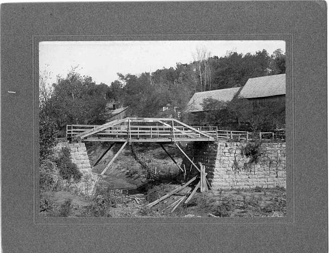  10 Old bridge across Shut In Branch 