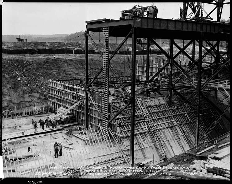  Pouring Concrete - Bagnell Dam 